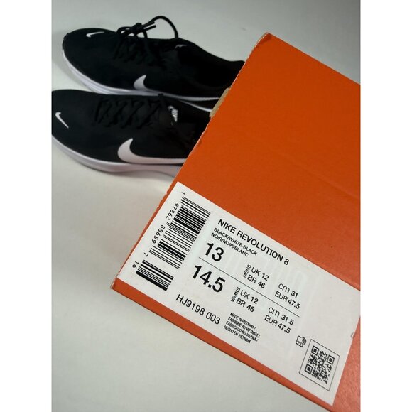 New Nike Revolution 8 Shoes Mens Size 13 Black White Running HJ9198 003 main image 9